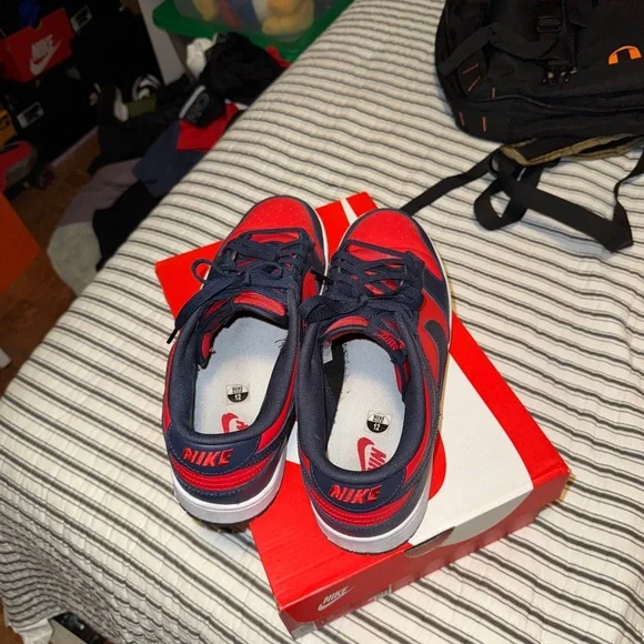 Nike dunks size 12 - Picture 3 of 4